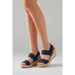 Life Stride Women’s Delta Canvas Wedge Heels Size 8.